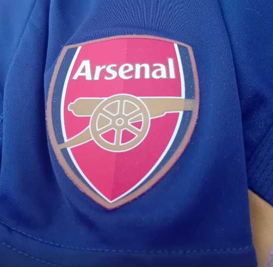 Оригинални къси панталони на Арсенал