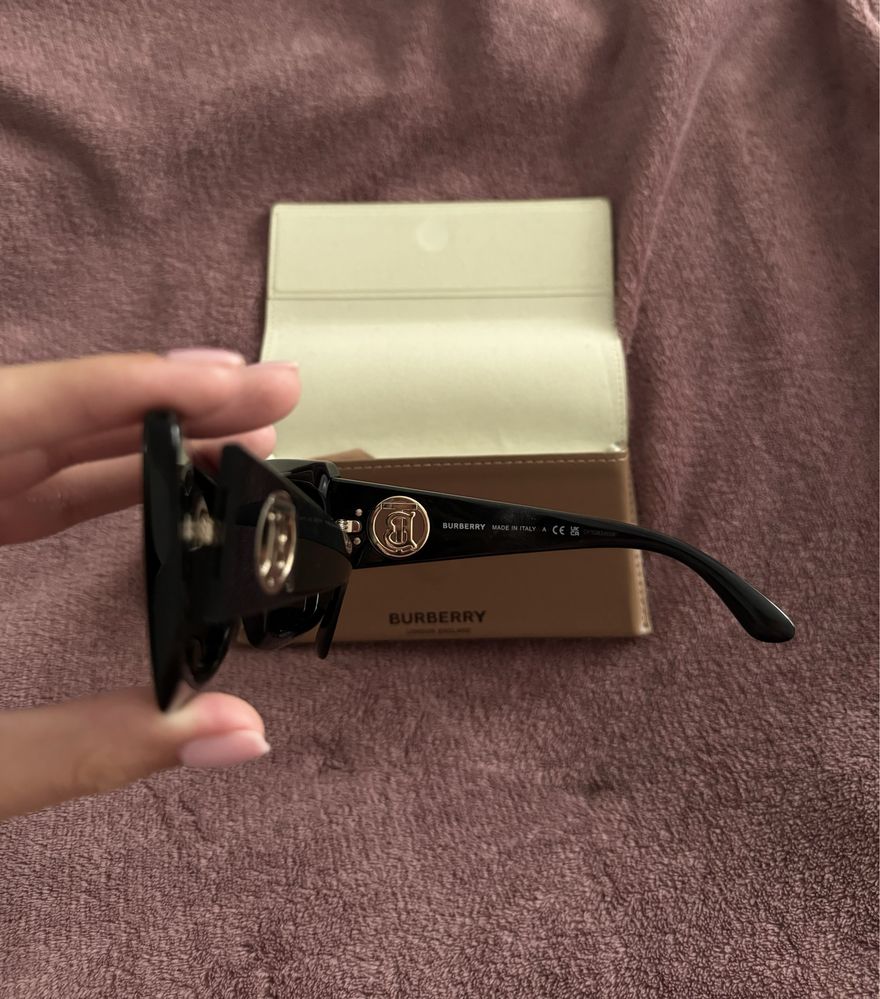 Ochelari de soare Burberry Daisy