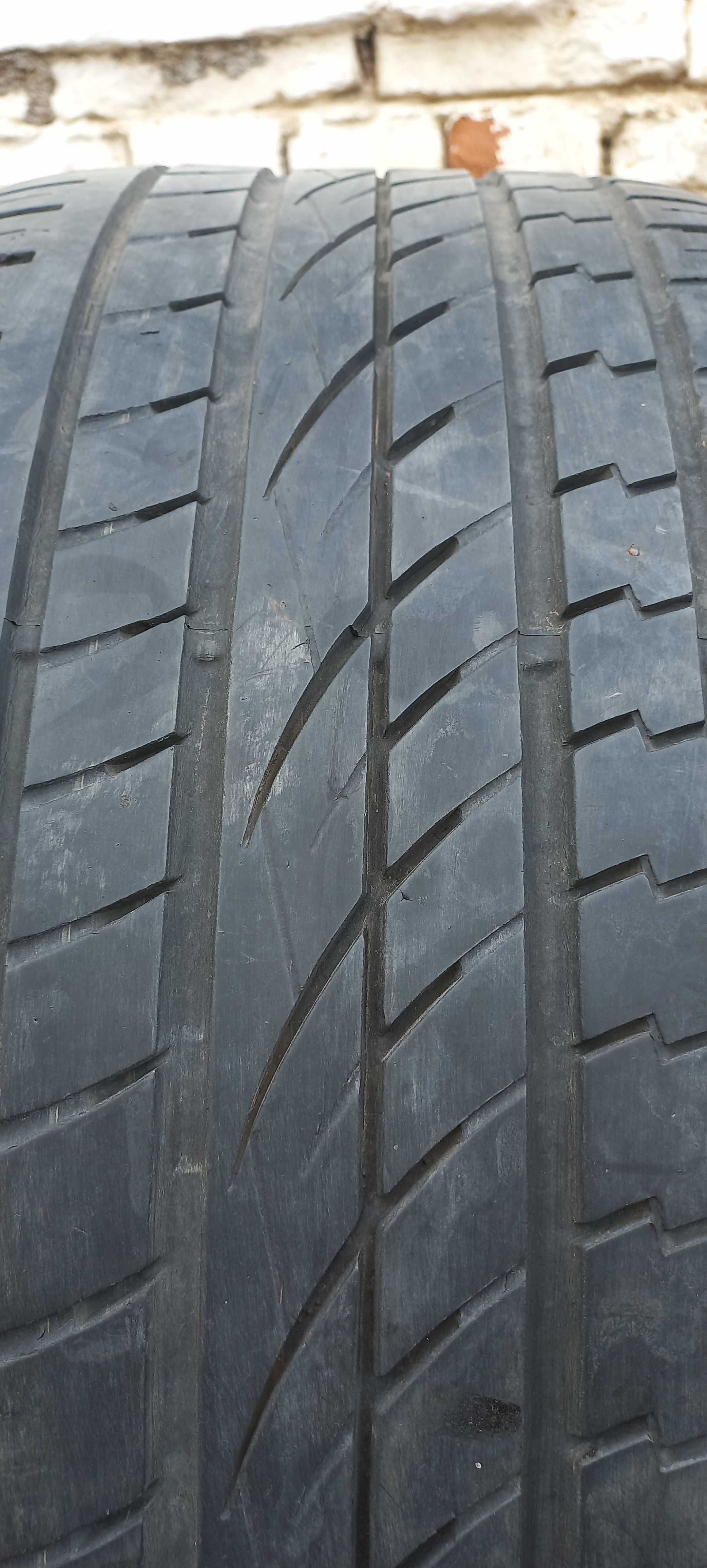 Летни гуми 295/40/20R