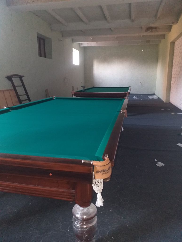 Billiard stol ruski