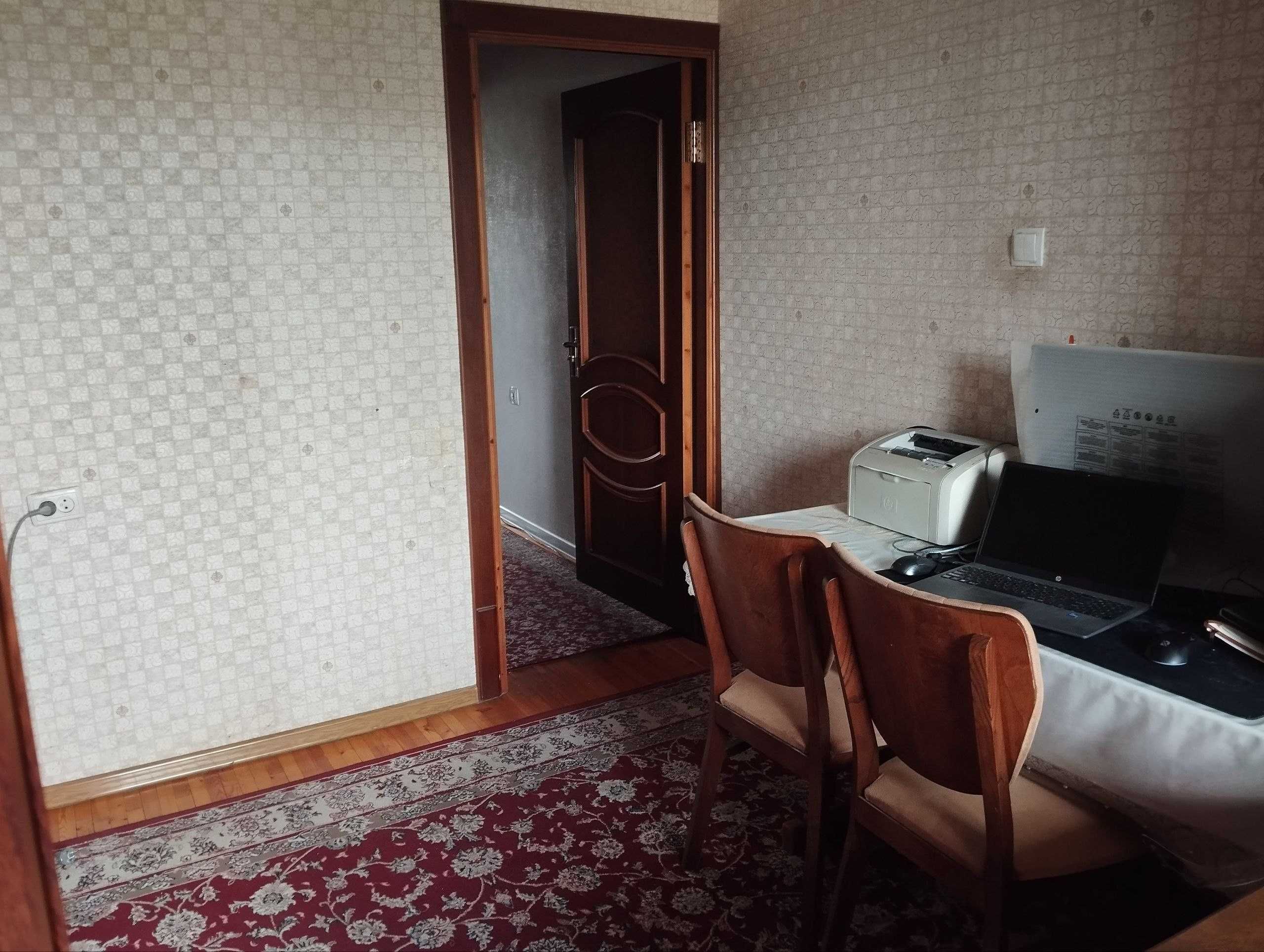Продается 4-х комнатная квартира 5 квартал куйлик Сергели