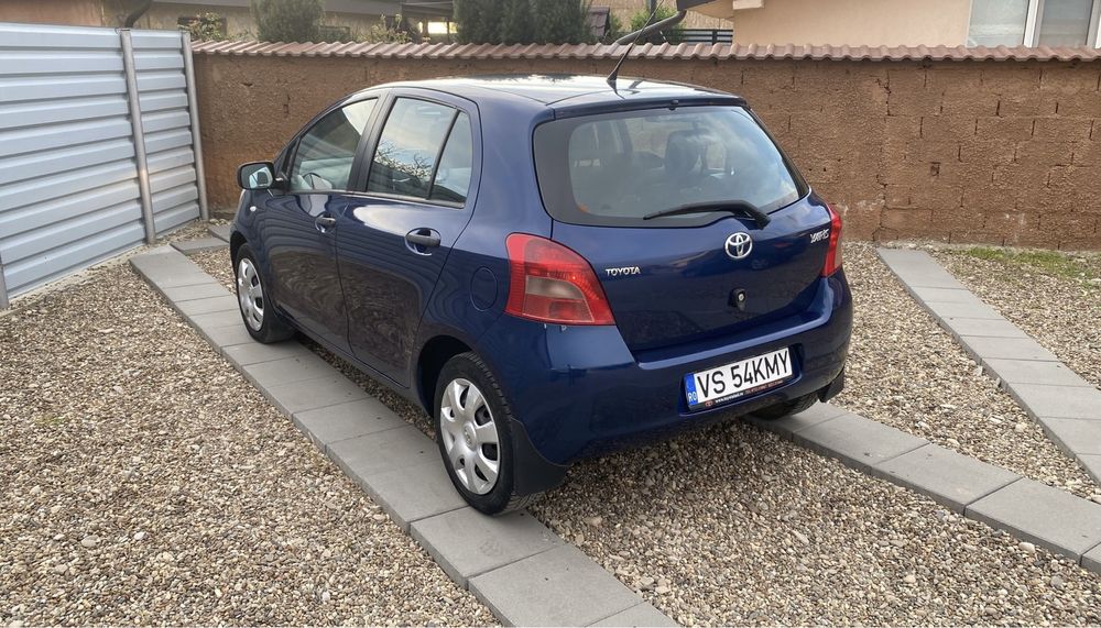 Toyota Yaris II 2009