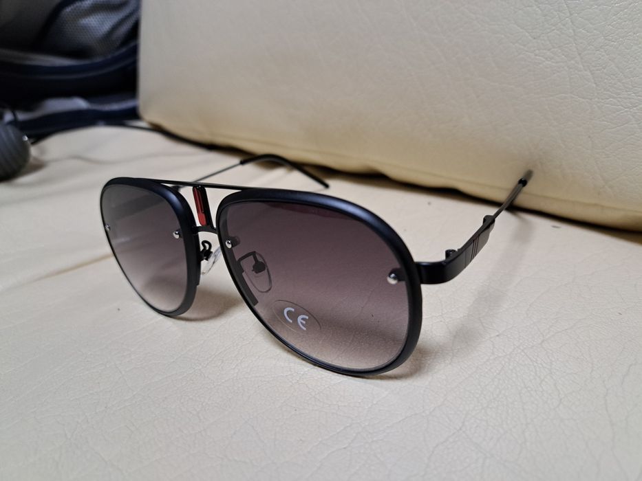 Продавам уникални чисто нови слънчеви очила  полароид 100%