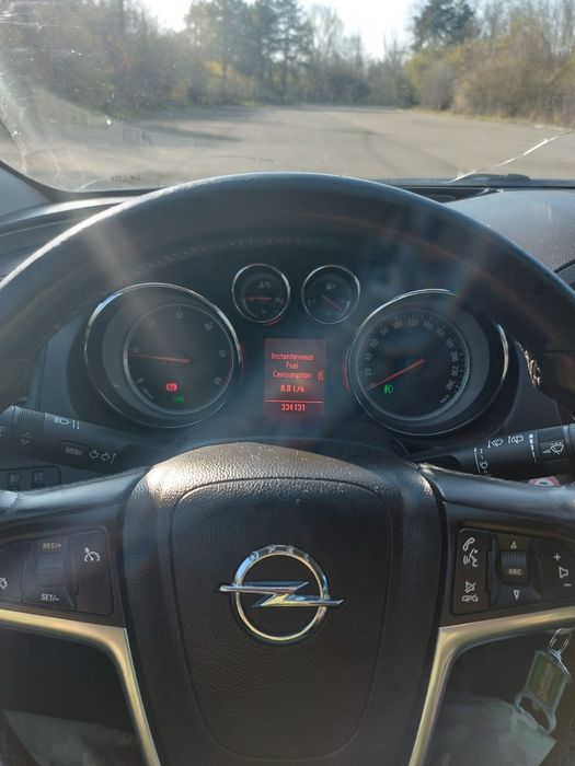 De vanzare opel insignia motor 2000, 131 cp, an 2011