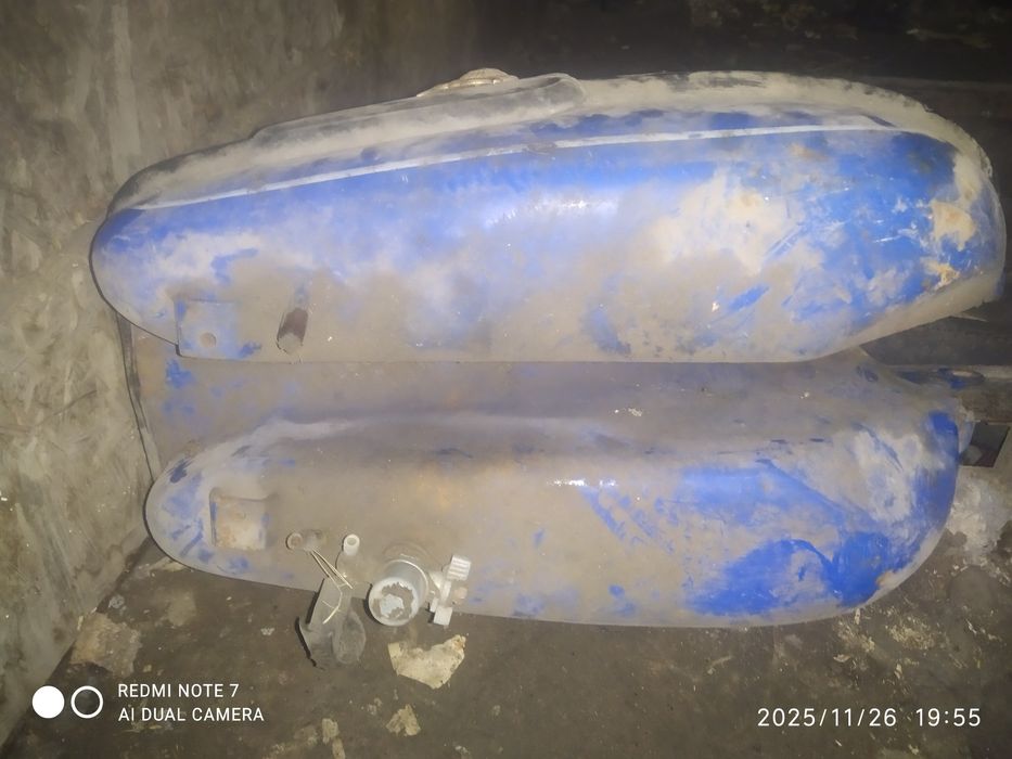 Продам запчасти на мотоцикл Урал