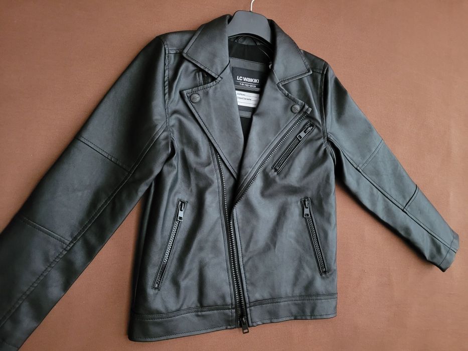 Детско кожено яке  7/8 години Ново