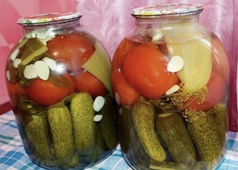 помидоры огурцы соленые