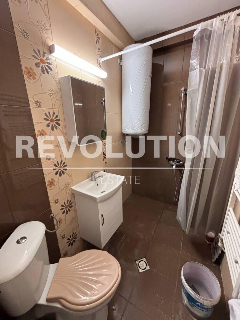 Дава се под наем Тристаен апартамент в Пловдив, Мараша - 95 кв.м за 625 € - Снимка #6