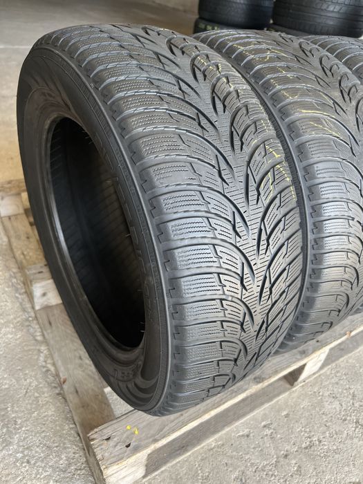 4 anvelope iarna 215/55/16 , nokian !