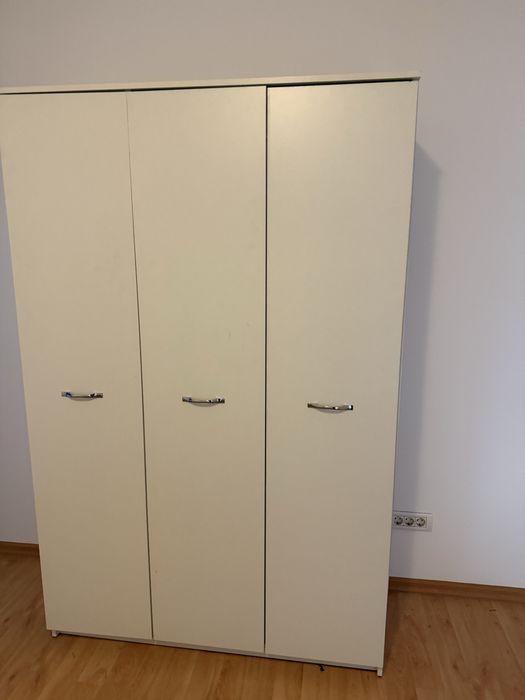 Vand mobila dormitor