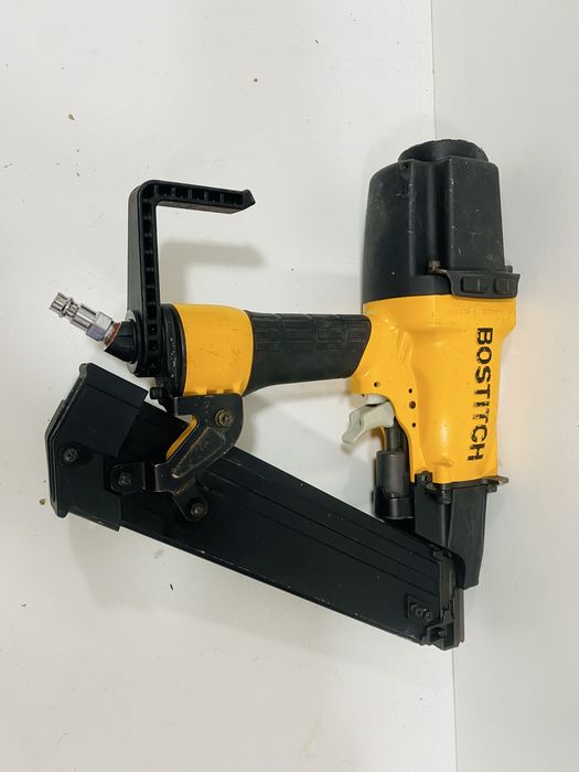 Pistol de cuie bostitch mcn -250 E