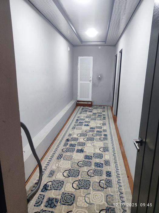 Срочна 2 хоналик дом сотилади шароитлари ремонти  зор