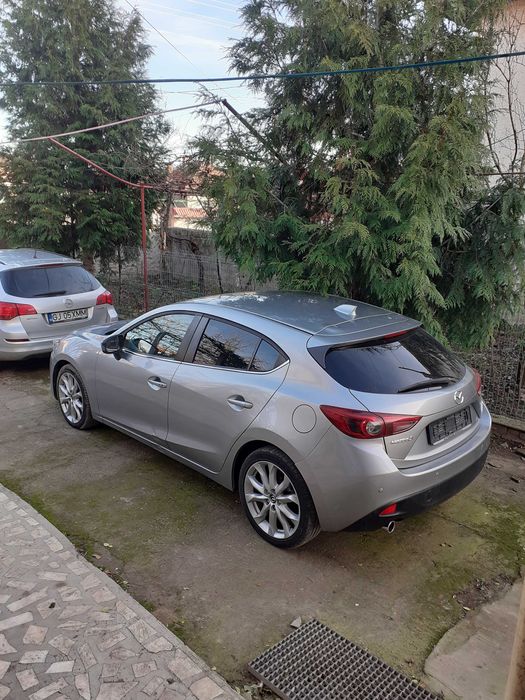 Vand Mazda 3 an 2014 euro 6 motor 2,2 l diesel proprietar in acte