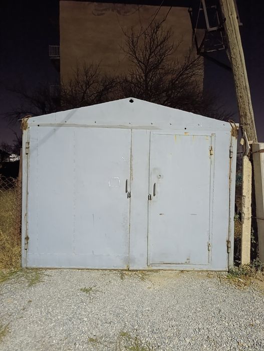 Продам большой железный гараж