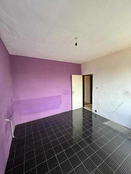 Продава се Тристаен апартамент в София, Левски Г - 100 кв.м за 1590 €/кв.м - Снимка #1