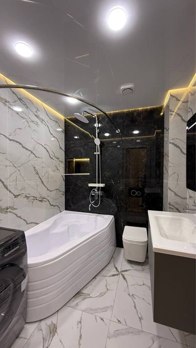 Продается 4 ком. Квартира площадью 99 кв.м. Адрес Ж/д Вокзал