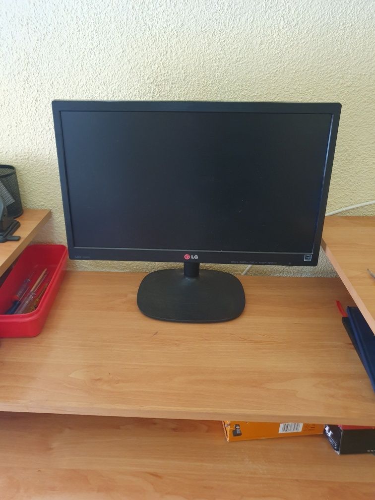 Monitor led LG 20m35A