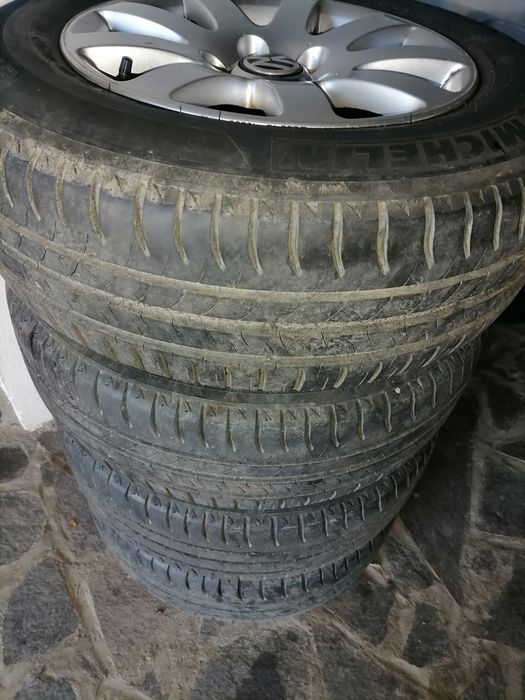Jante din aliaj aluminiu wolkswagen complete cu anvelope vara