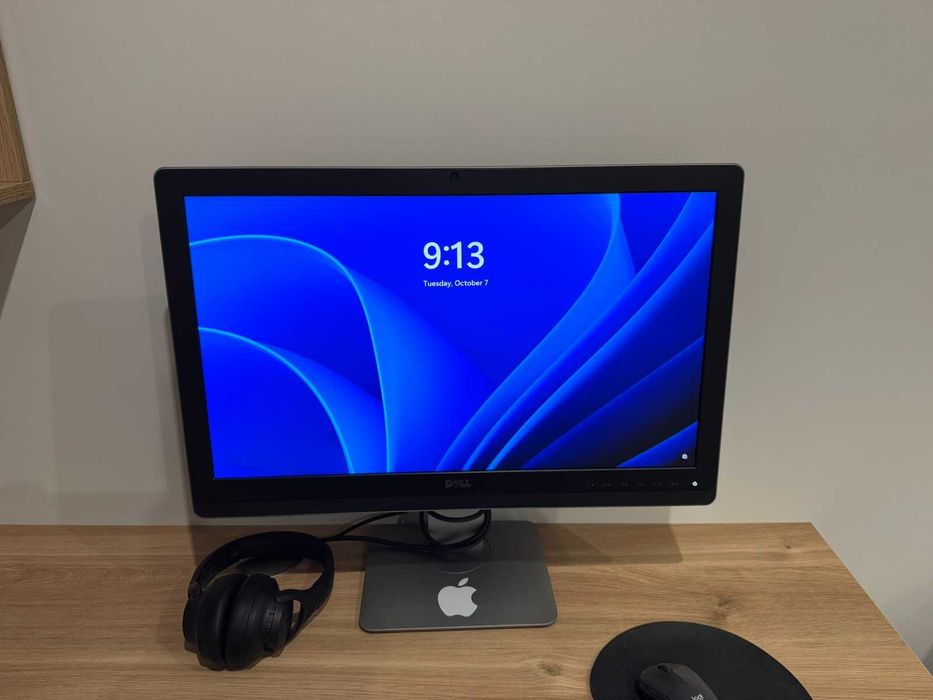 Монитор Dell UZ2315Hf 23''
