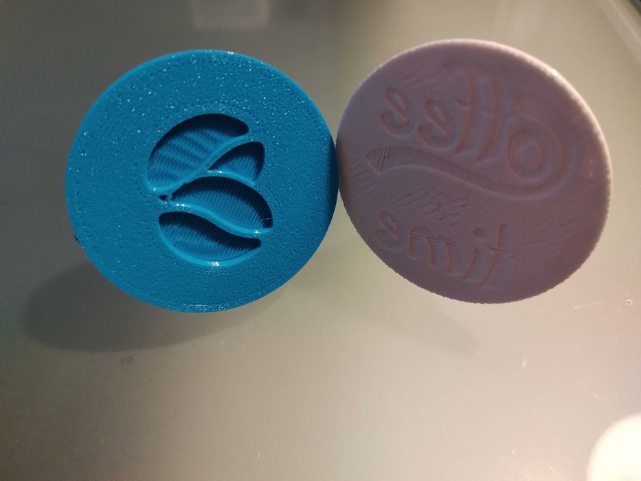 Тампер за кафе с надпис или картинка.