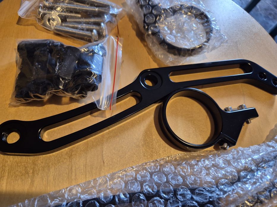 Relocation Kit Ohlins reservoirs Harley Davidson / kit relocare