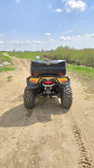 Can am Outlander 800