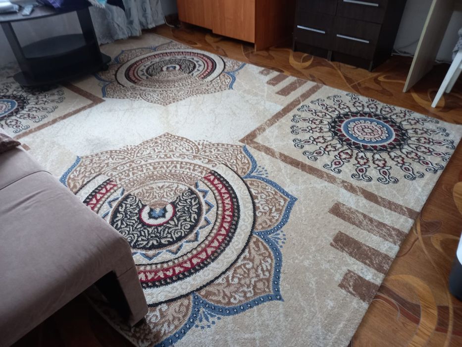 Продам в отличном состоянии 2/3 цена 10000