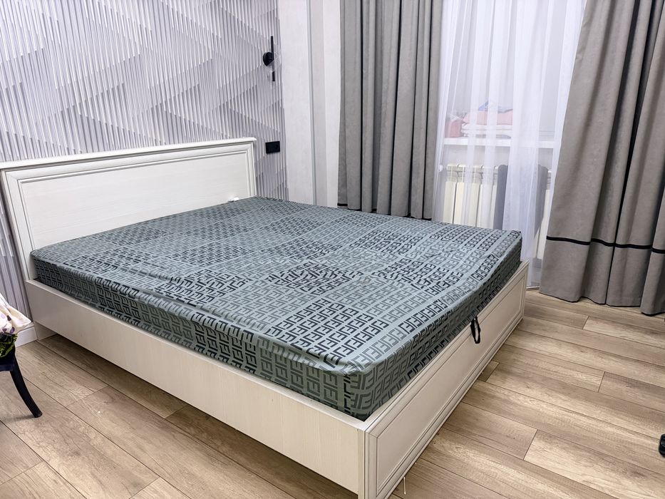 Двухспальный кровать  160*200