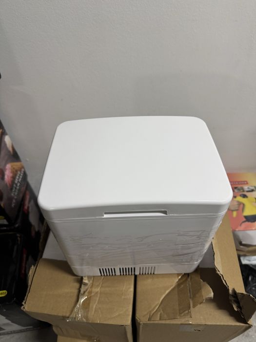 Mini frigider nou ! Cadou craciun