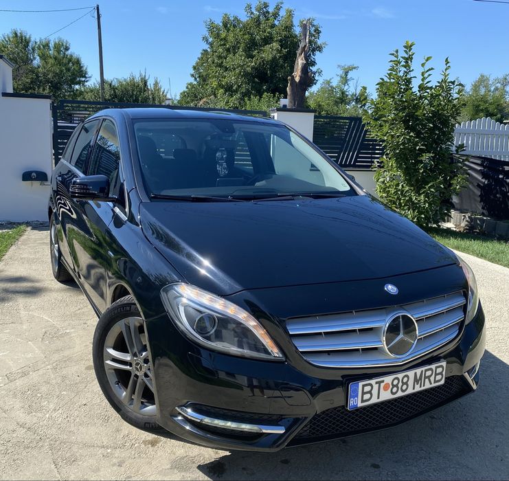 Mercedes B180/Variante/1.6 /2012/full led//facturi