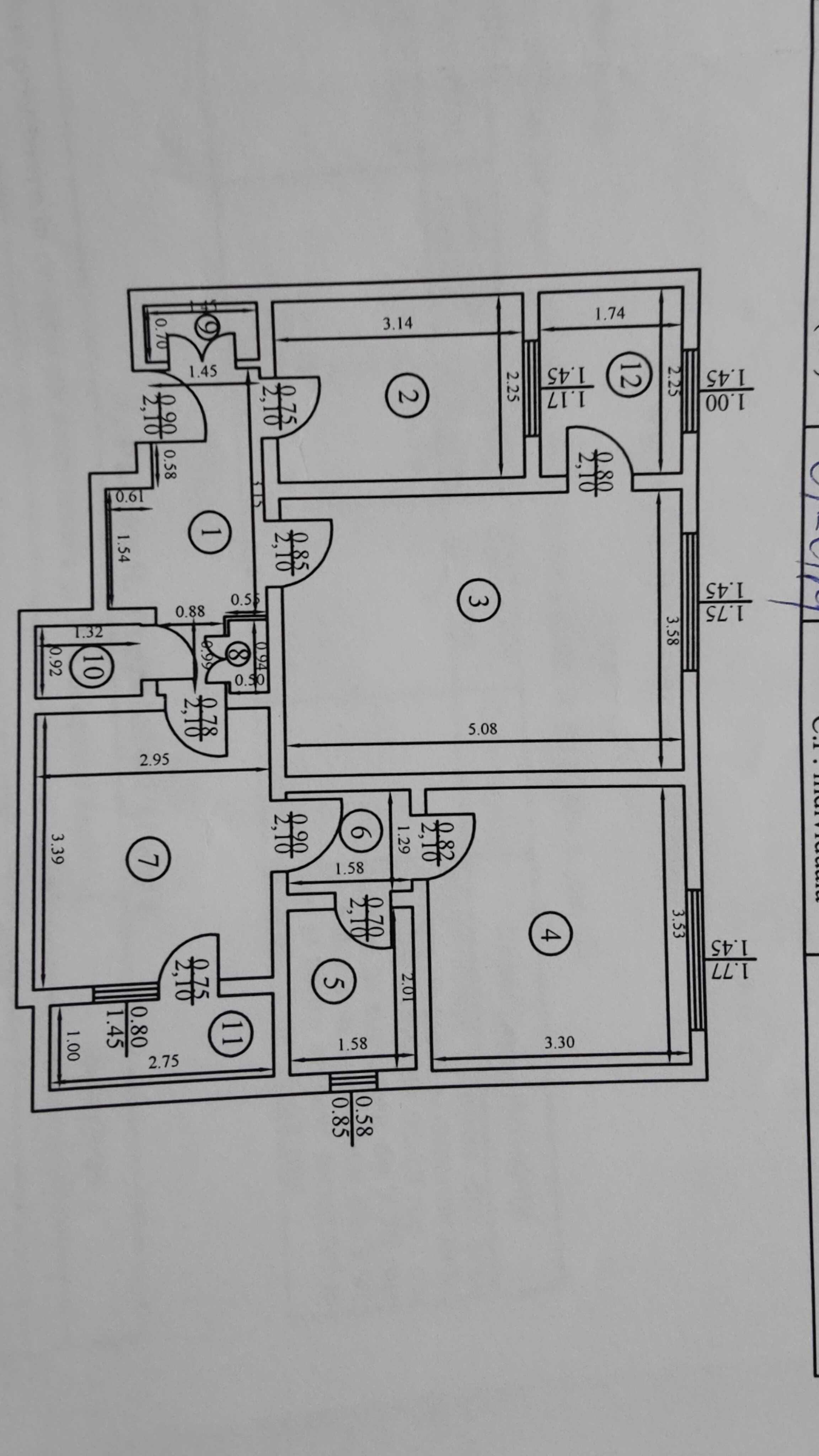 Apartament 3 camere, 68 metri pătrați, 2 balcoane, extra wc, central