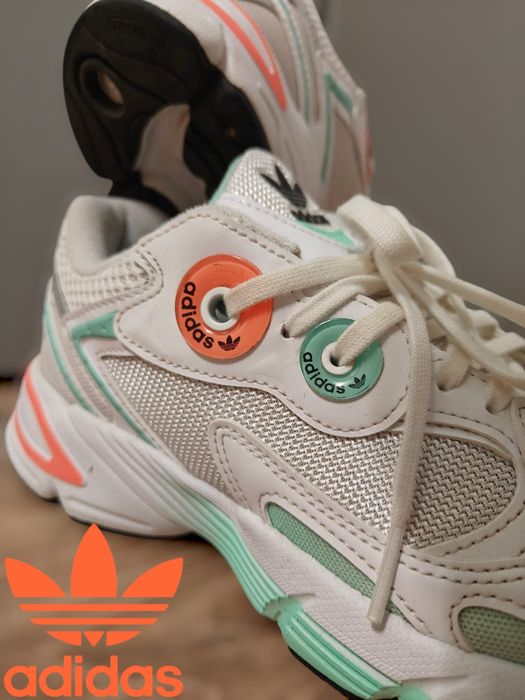 Pantofi sport Adidas Originals Astir White Pulse Mint Crimson Women's