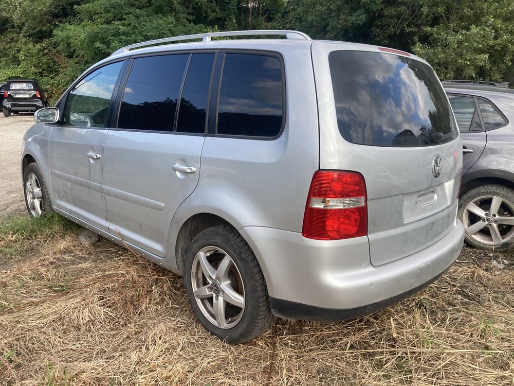 Volkswagen Touran 2.0 DSG на части.