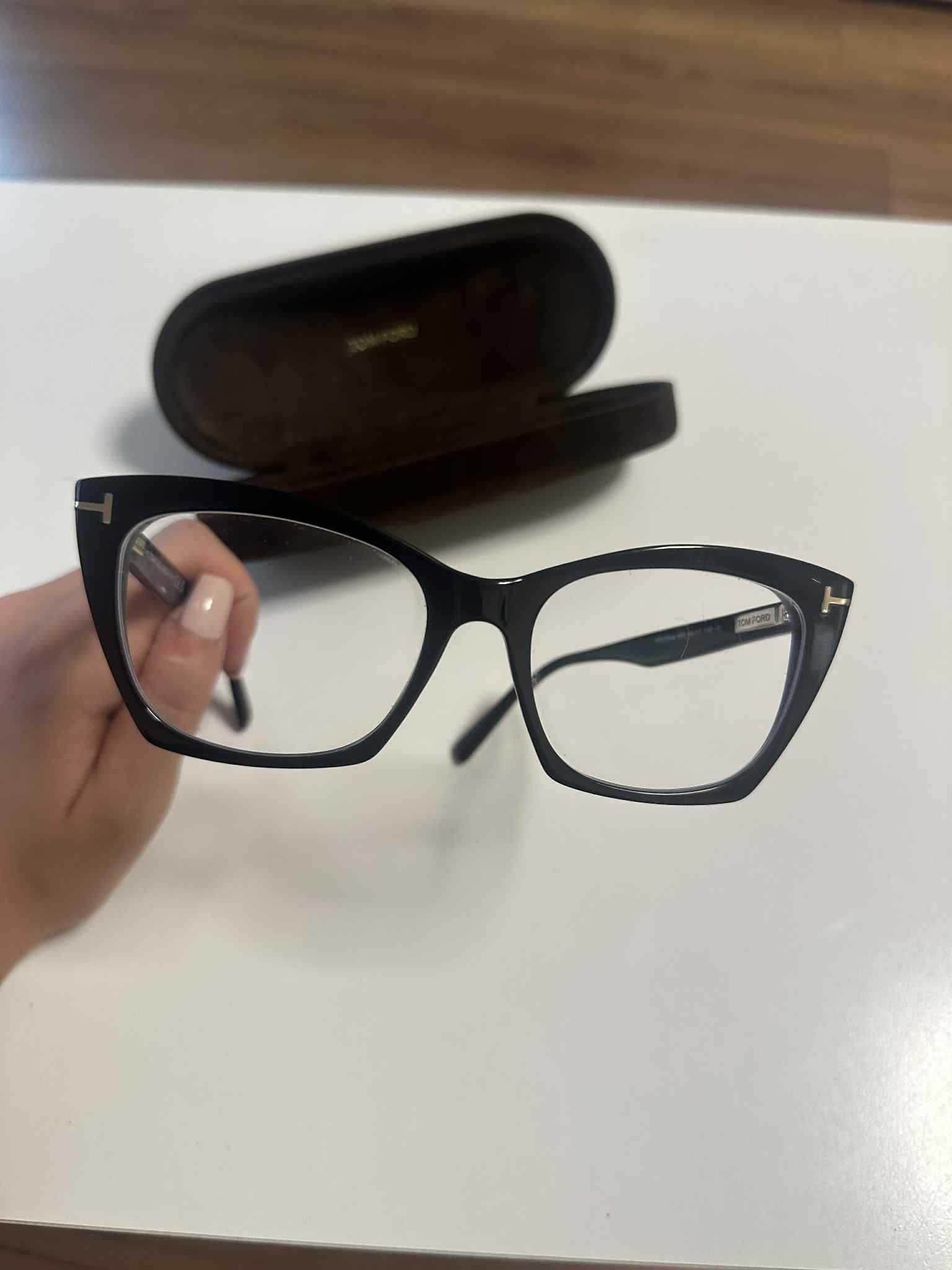 Tom Ford FT5709-B 001