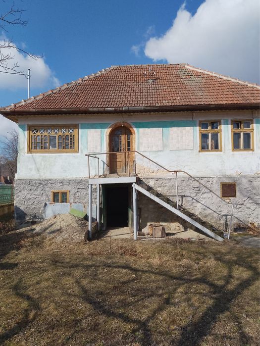 Persoana fizica vând casă in Lelese, jud. Hunedoara