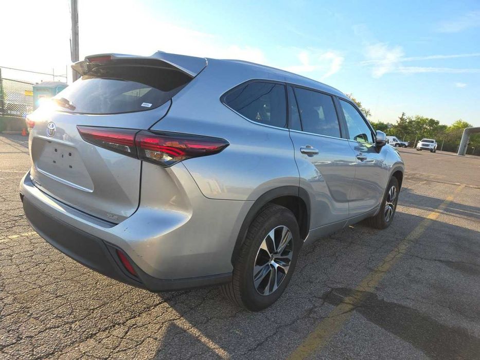 Toyota Highlander XLE