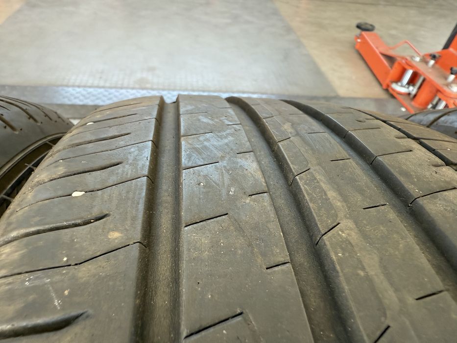 4бр. Отлични Летни Гуми 235/55R/17 -FALKEN- DOT:3822- 6.1мм+5.1мм