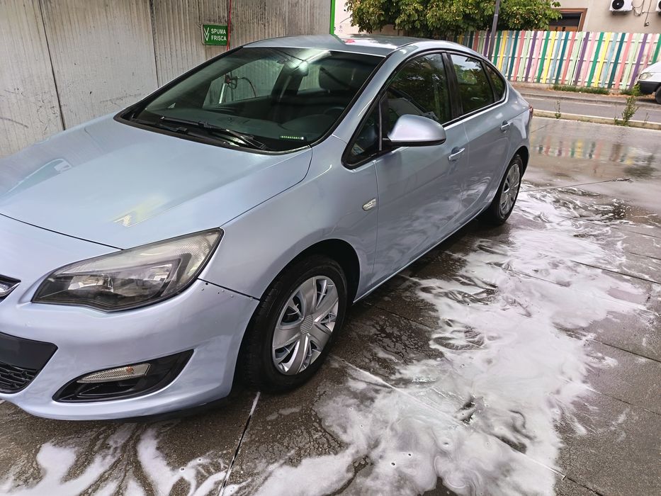 Vand sau Schimb Opel Astra J 2016