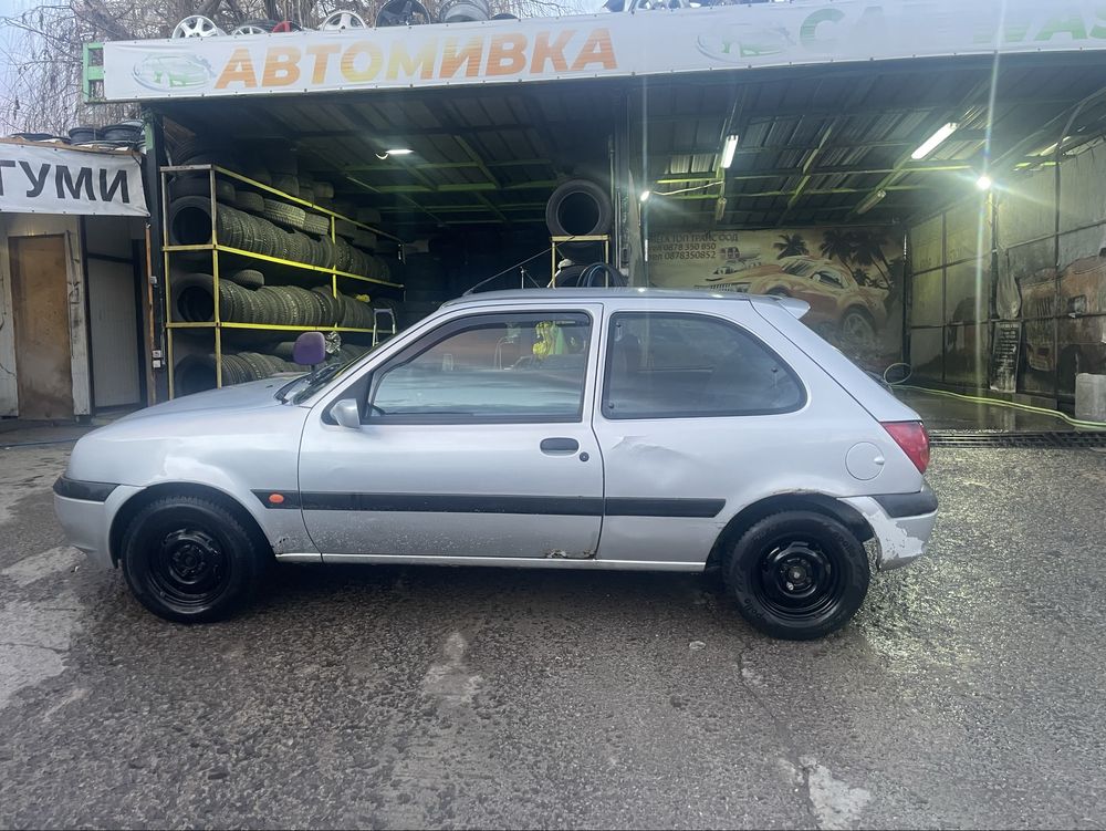 Ford fiesta 1.2 16 v mnogo e pergva