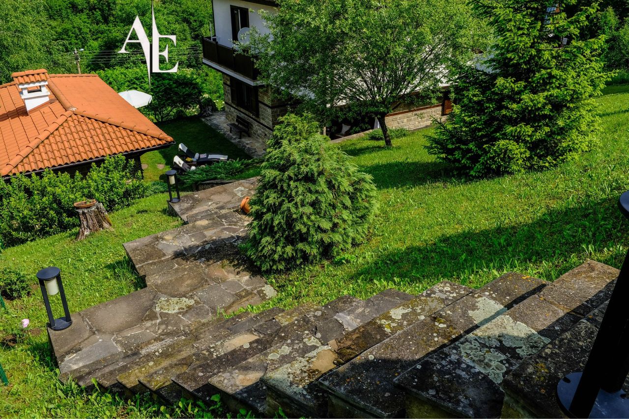 Продава се Къща в с. Голям извор, Област Ловеч - 200 кв.м за 1550 €/кв.м - Снимка #5