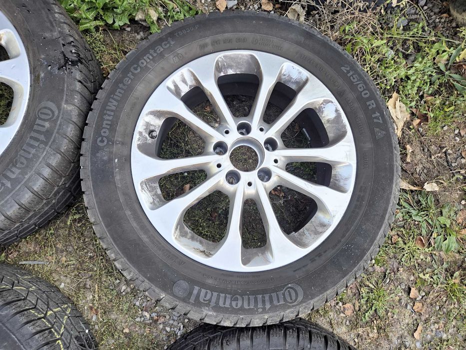 Оригинални джанти 17" за Mercedes GLA със ЗИМНИ гуми CONTINENTAL
