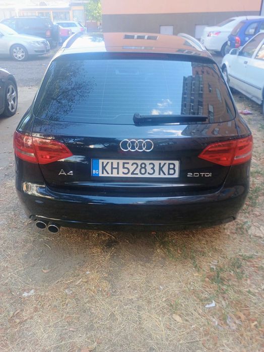 Продавам Ауди а4 б8