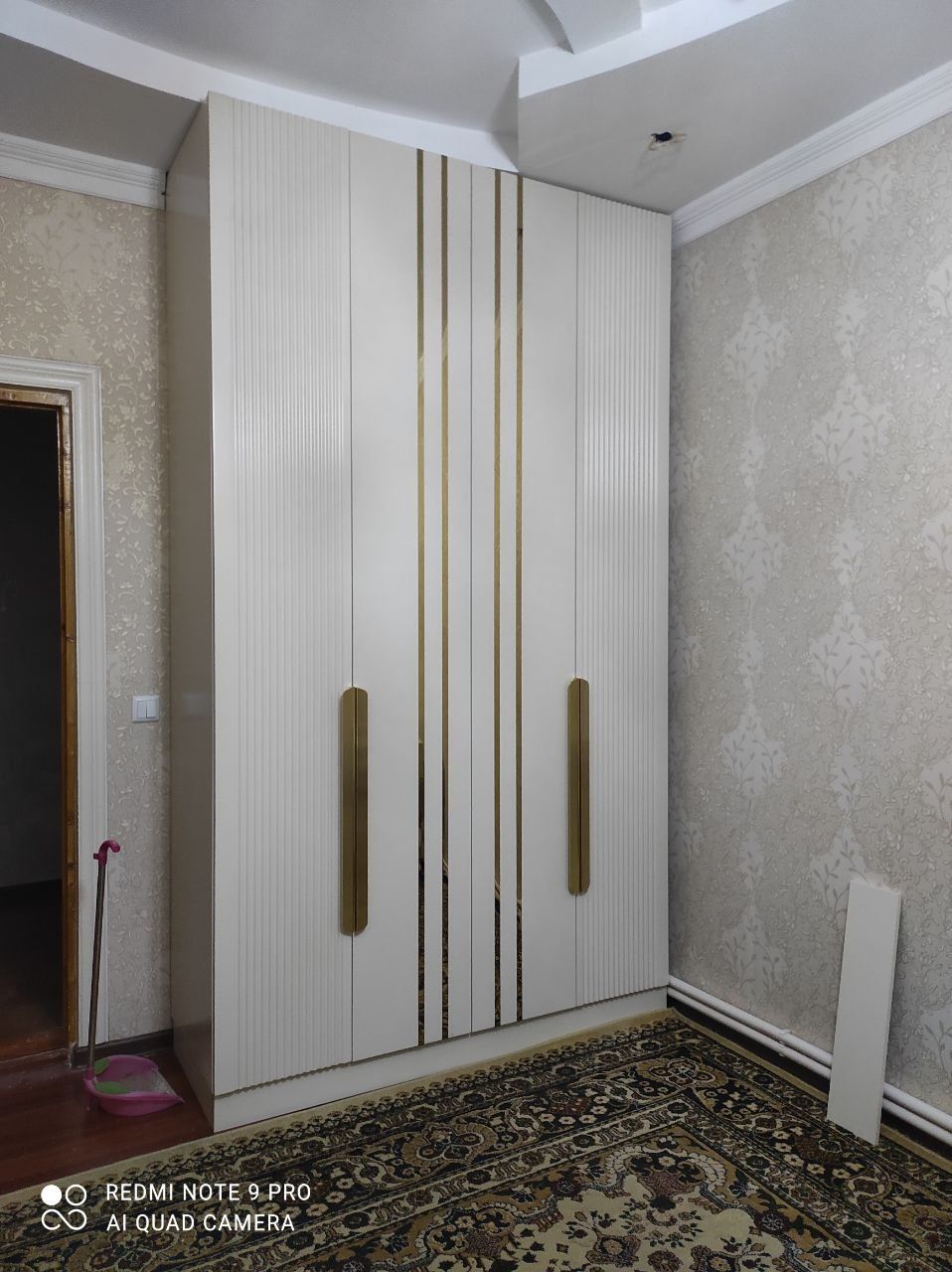Mebel zakas olamiza sifatli va eng so'ngi moddelar