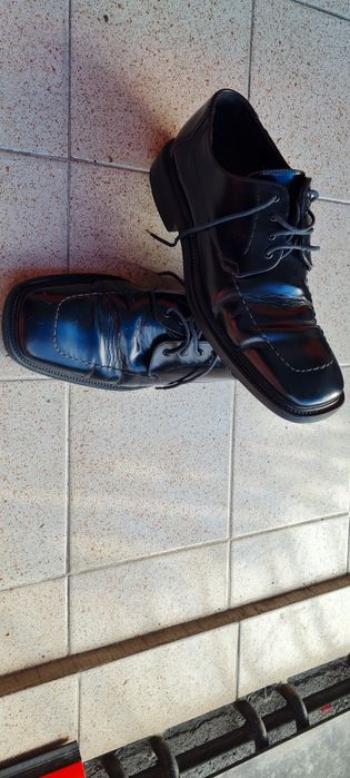 Обувки     Lloyd