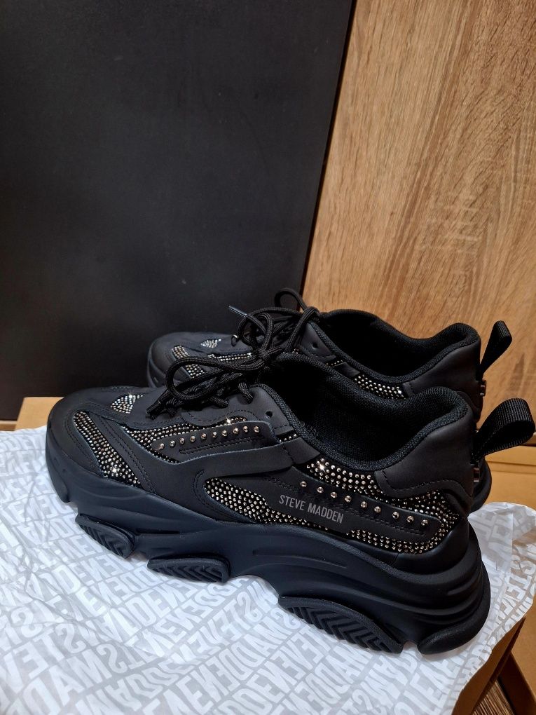 Оригинални сникърси Steve Madden