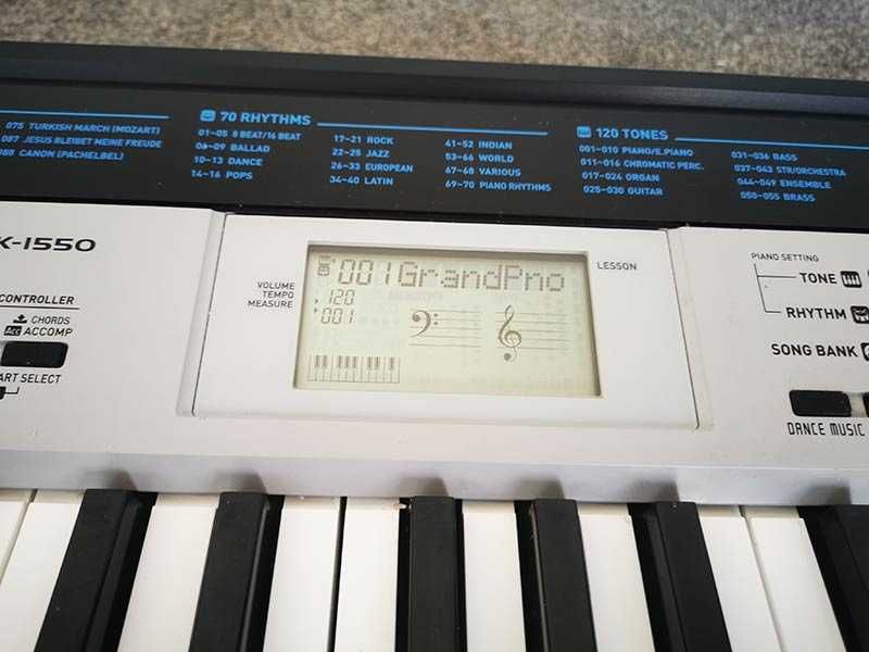 синтезатор клавир CASIO CTK-1550 пиано с 5 октави и плътни клавиши