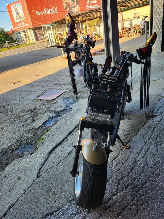 Scuter electric Citycoco c04