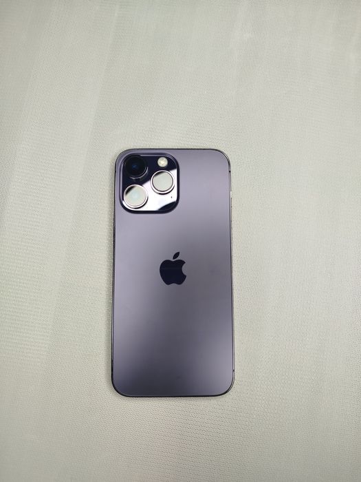 Продам телефон iPhone 14 Pro MAX в отличном состоянии ёмкость 87%