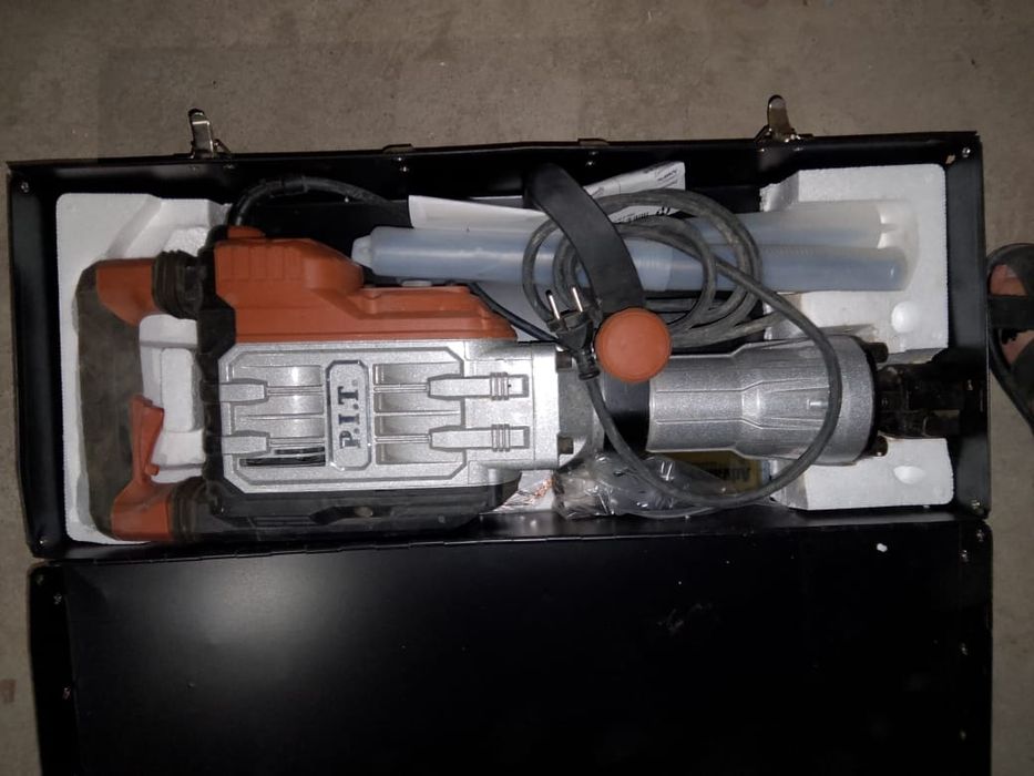 Отбойный молоток