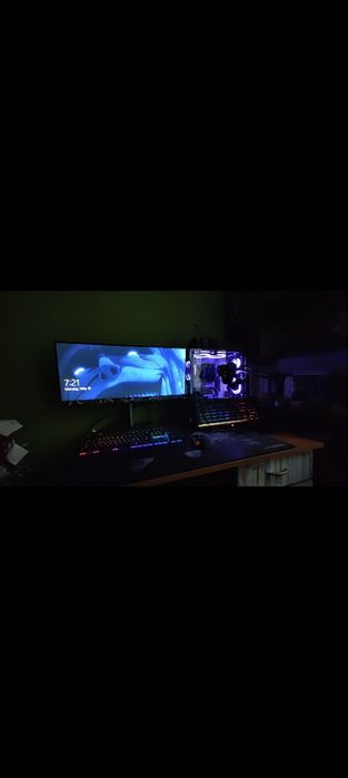 vând două tastaturi, aquirys capella și vertux toucan pro